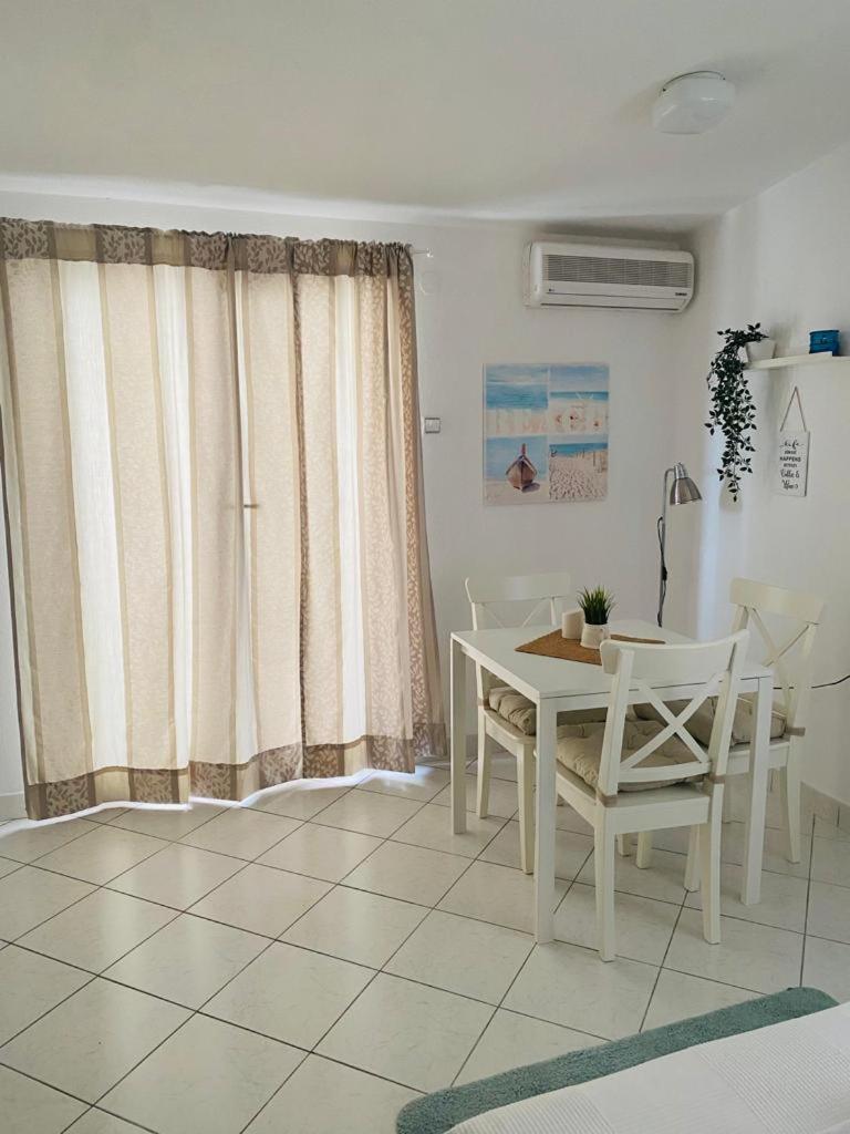 Apartments Milicevic Rogoznica  Kültér fotó